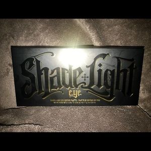 Kat Von D shade + light eye contour palette
